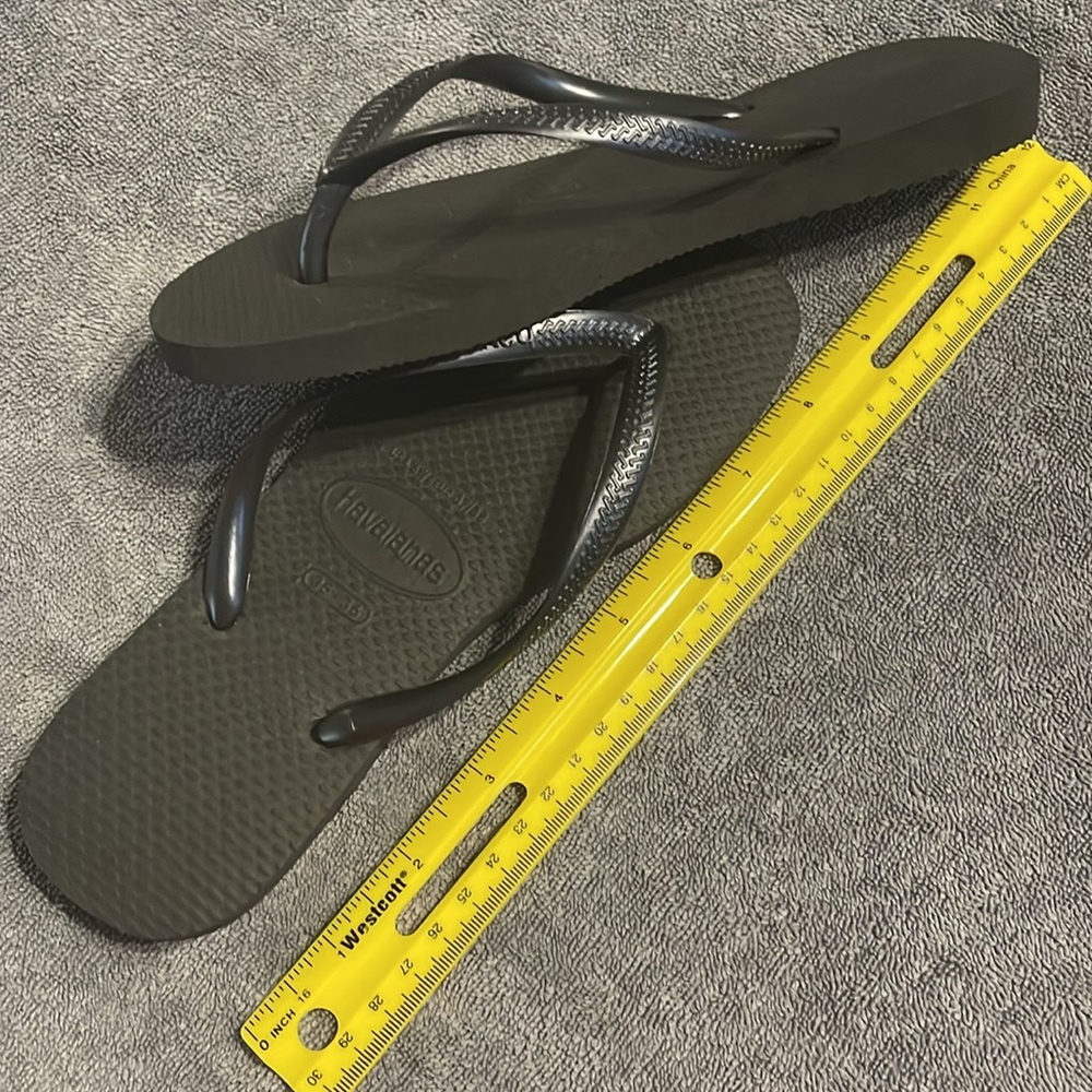 Havaianas Black Women’s flip flop size 6W US - Picture 6 of 8